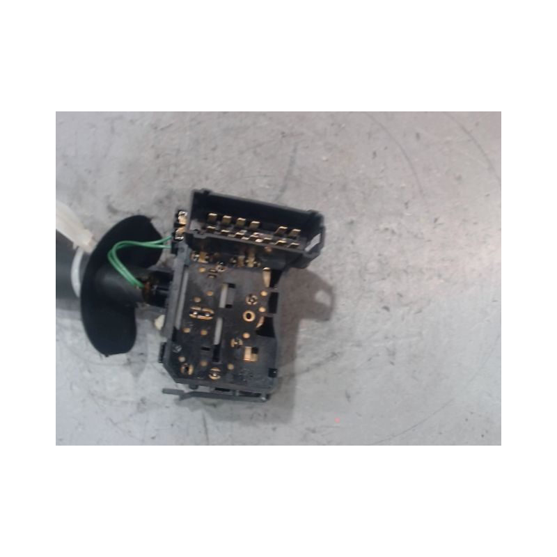 COMMANDE ESSUIE GLACE RENAULT TWINGO