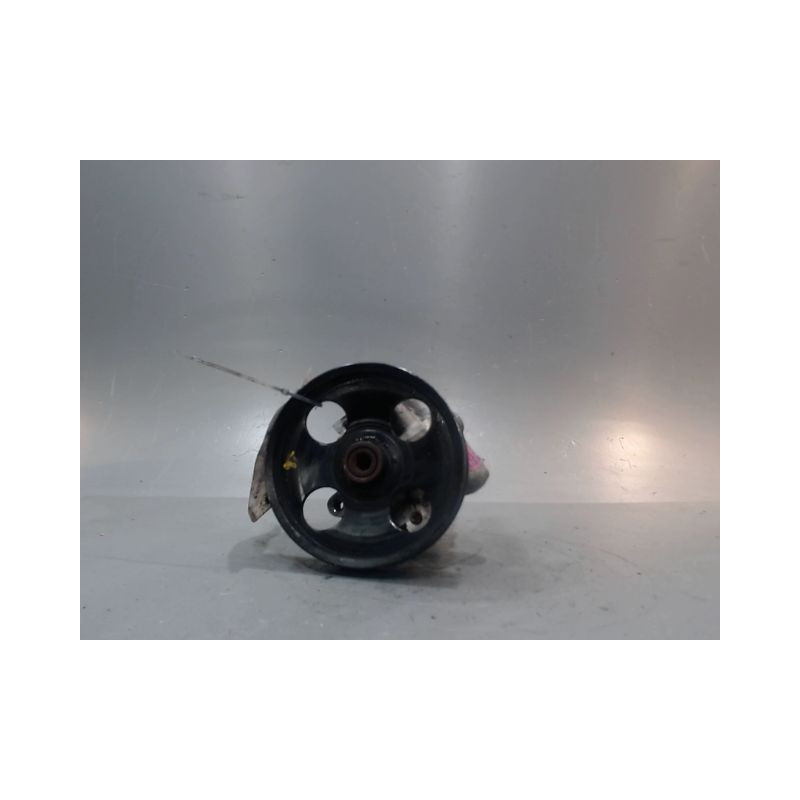 POMPE DIRECTION ASSISTEE RENAULT LAGUNA