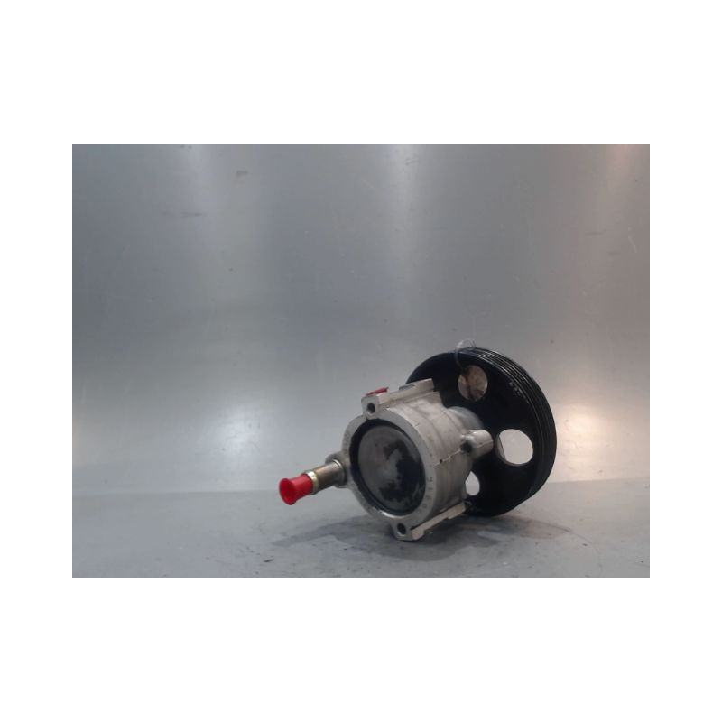 POMPE DIRECTION ASSISTEE RENAULT LAGUNA