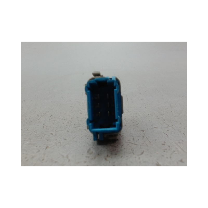 COMMANDE LEVE-GLACE PORTE AVD RENAULT KANGOO BREAK II Phase 1 2008-2013