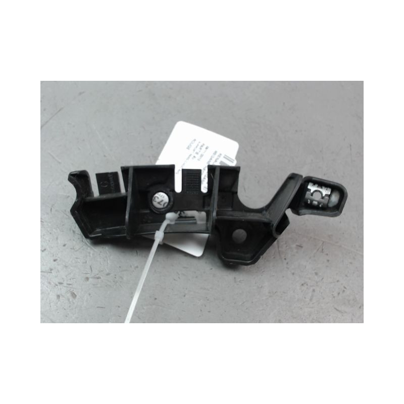 SUPPORT PARE-CHOC AVG RENAULT MEGANE III Phase 1 2008-2012