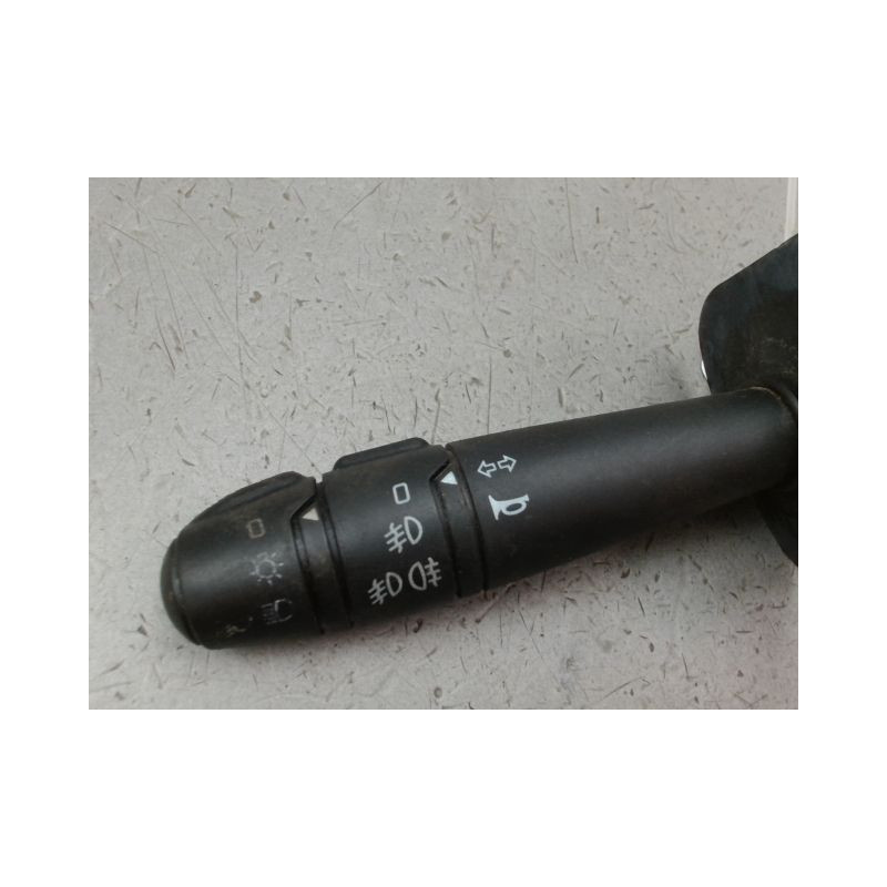 COMMANDE ECLAIRAGE DACIA DUSTER BREAK Phase 1 2010-2013