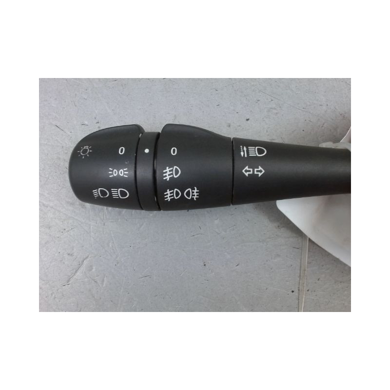 COMMANDE ECLAIRAGE RENAULT CLIO IV Phase 1 2012-...