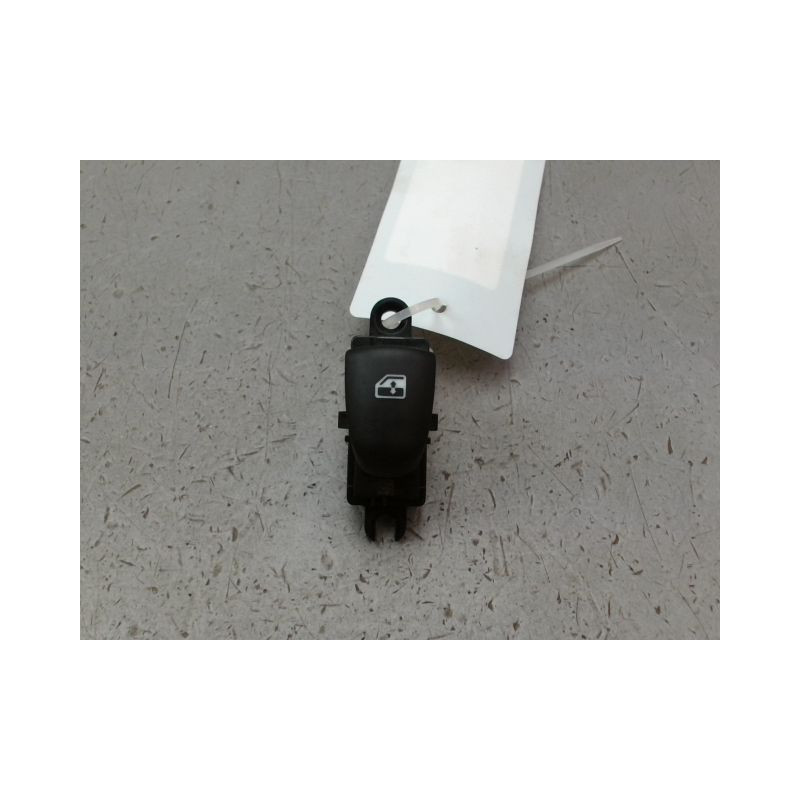COMMANDE LEVE-GLACE PORTE ARD NISSAN QASHQAI