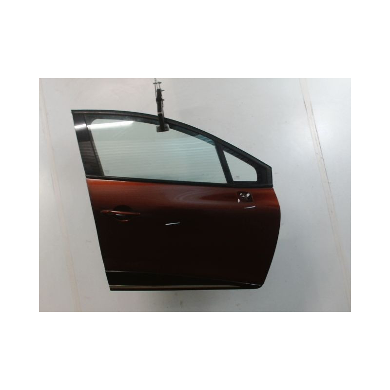 PORTE AVANT DROIT RENAULT CLIO