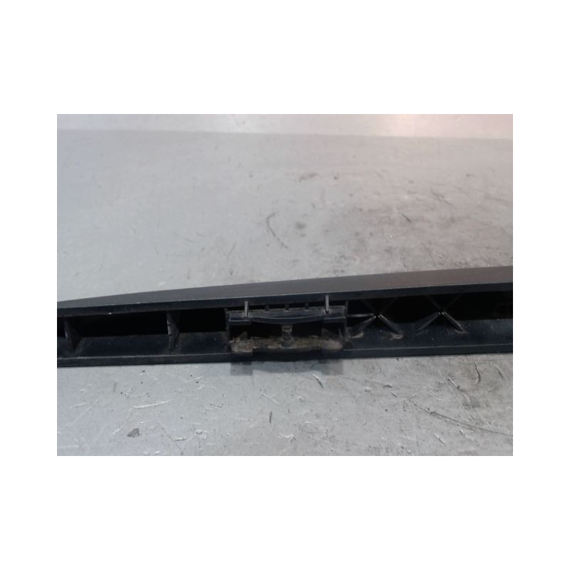 BRAS ESSUIE-GLACE ARRIERE RENAULT CLIO