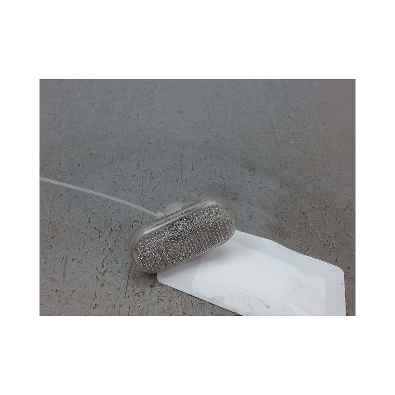 REPETITEUR AILE DROIT RENAULT TWINGO III 2014-...