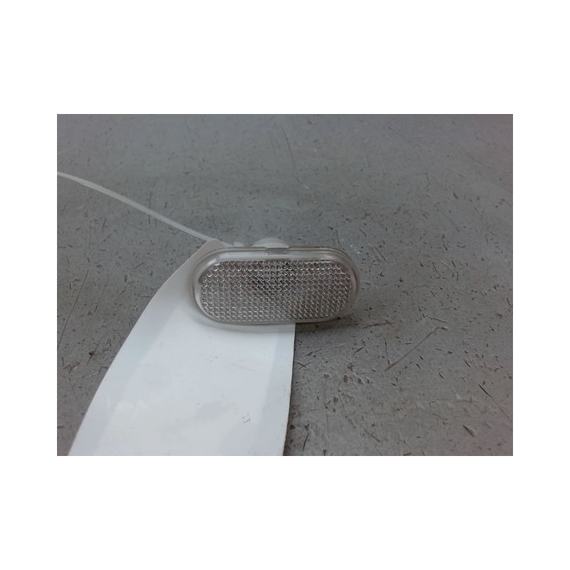 REPETITEUR AILE GAUCHE RENAULT TWINGO III 2014-...