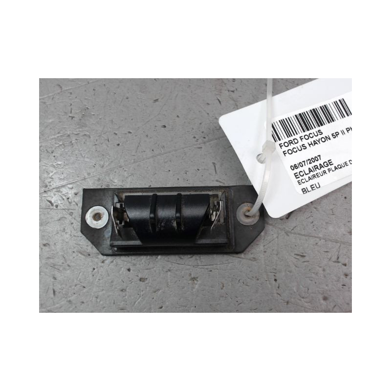 ECLAIREUR PLAQUE DE POLICE GAUCHE FORD FOCUS II Phase 1 2004-2007