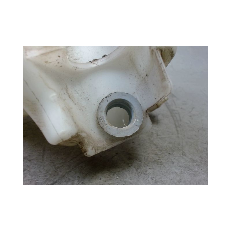 RESERVOIR LAVE-GLACE AVANT NISSAN JUKE