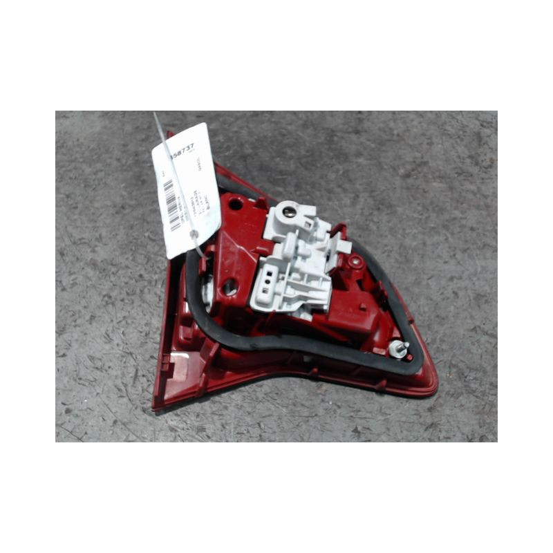FEU ARRIERE INTERIEUR DROIT OPEL MERIVA 2006-