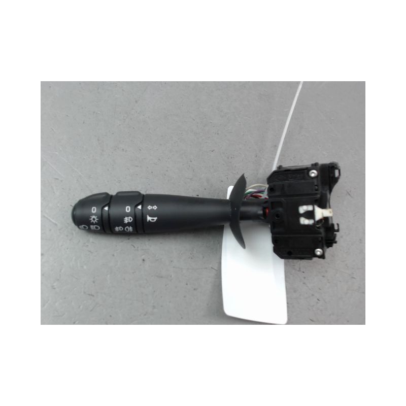 COMMANDE ECLAIRAGE RENAULT TWINGO II Phase 2 2011-2014