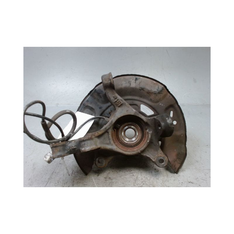 PIVOT AVANT DROIT TOYOTA YARIS 2005-