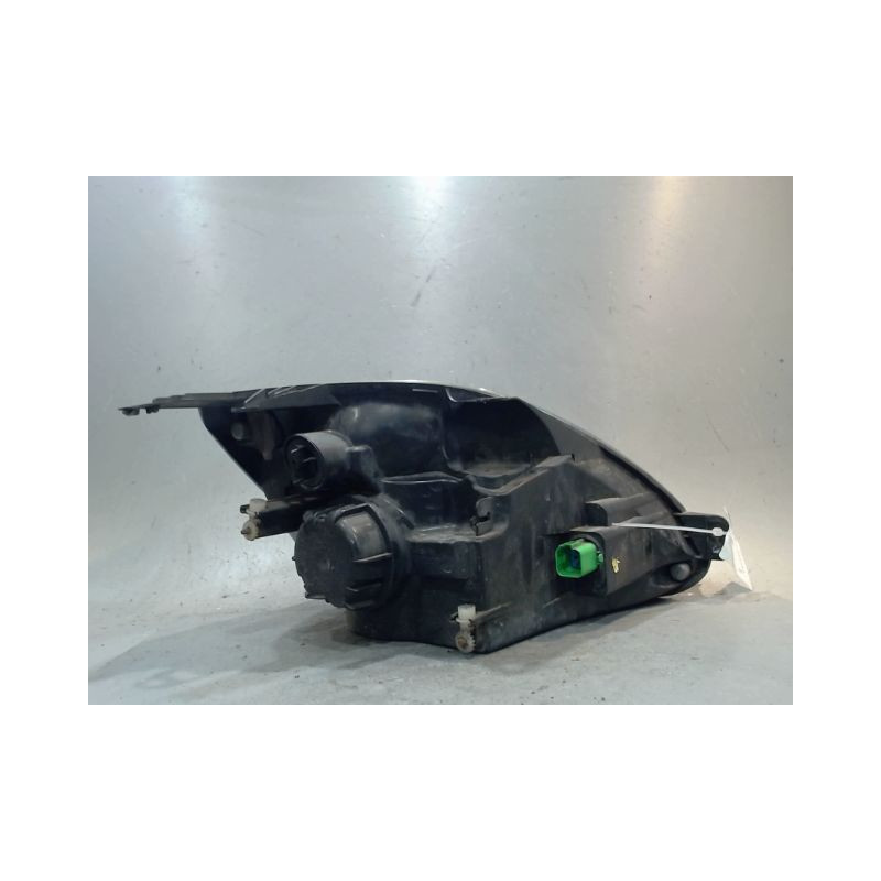 PHARE GAUCHE FORD FIESTA