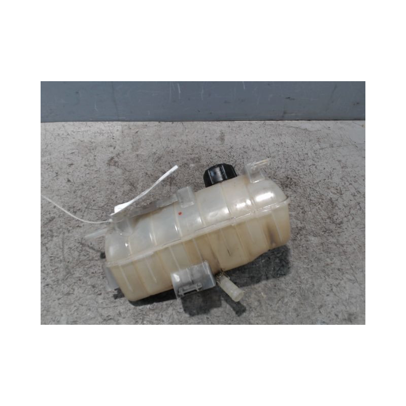 VASE EXPANSION RENAULT KANGOO