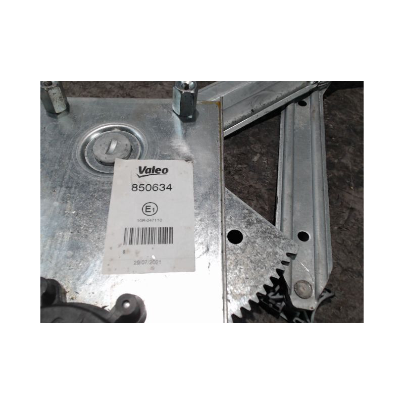MECANISME+MOTEUR LEVE-GLACE AVANT GAUCHE SAAB 9-5 -2001