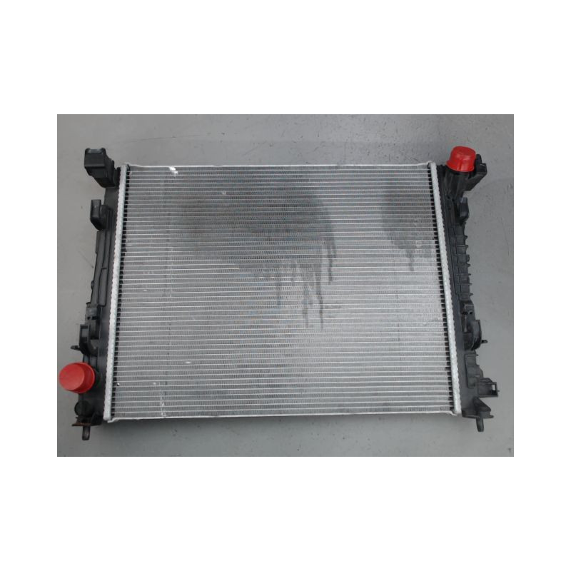 RADIATEUR DACIA SANDERO