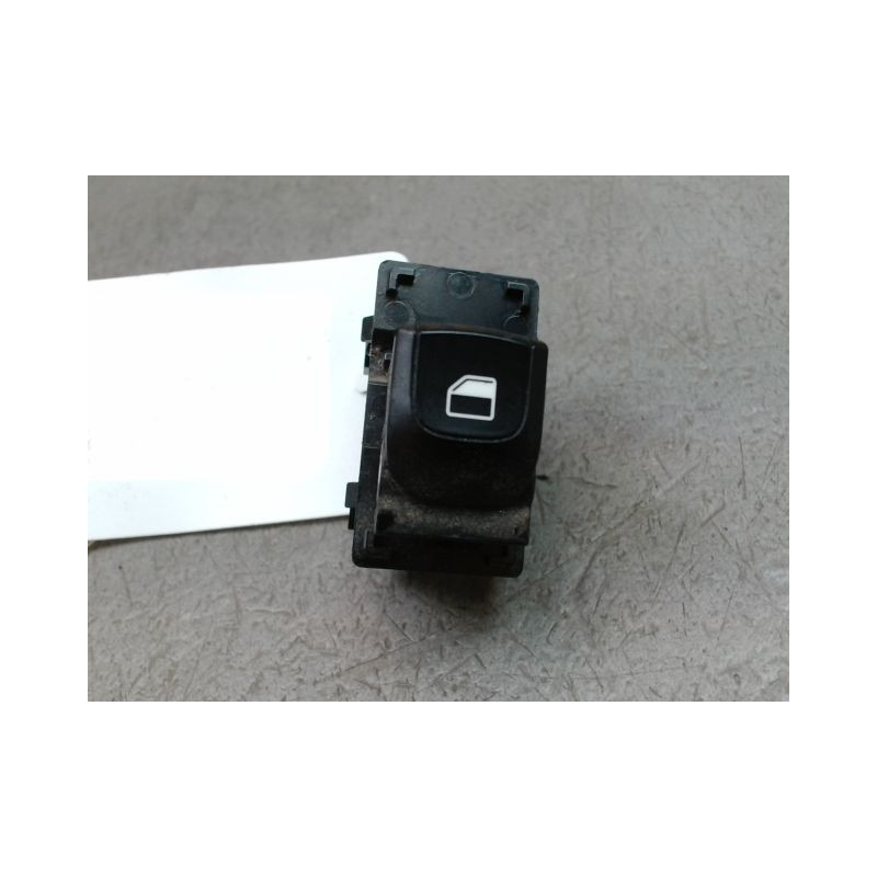 COMMANDE LEVE-GLACE PORTE AVD KIA PICANTO
