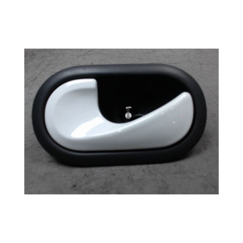 POIGNEE INTERIEURE PORTE AVANT GAUCHE RENAULT MODUS 2008-