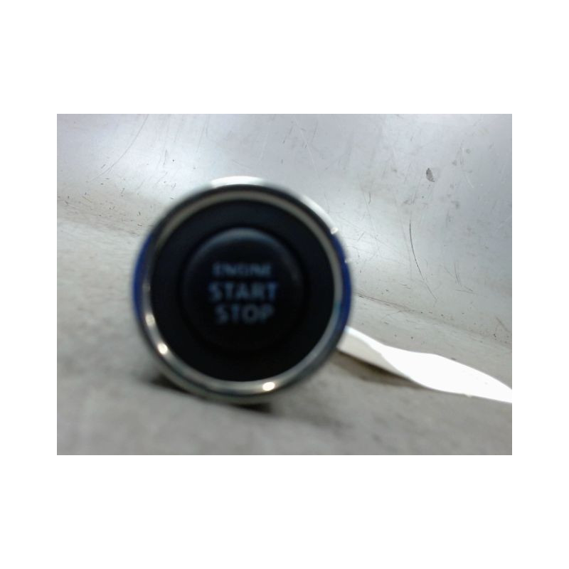 BOUTON DE DEMARRAGE SUZUKI SWIFT
