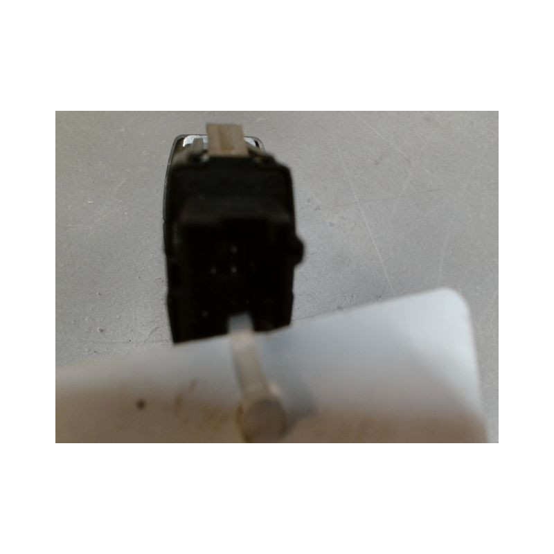 BOUTON DE WARNING B.M.W. SERIE 5