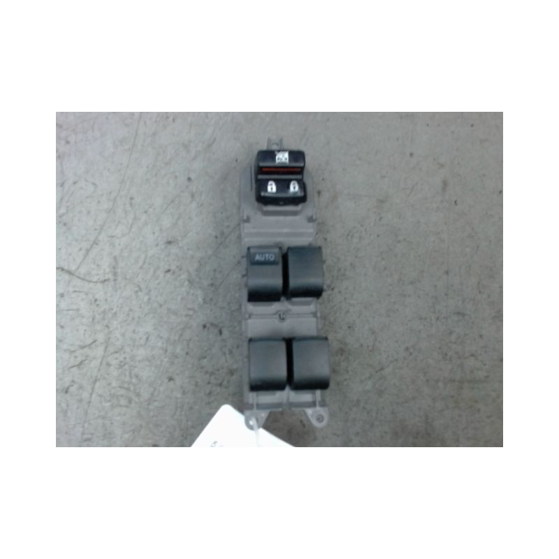 COMMANDE LEVE-GLACE PORTE AVG TOYOTA YARIS II 2010-