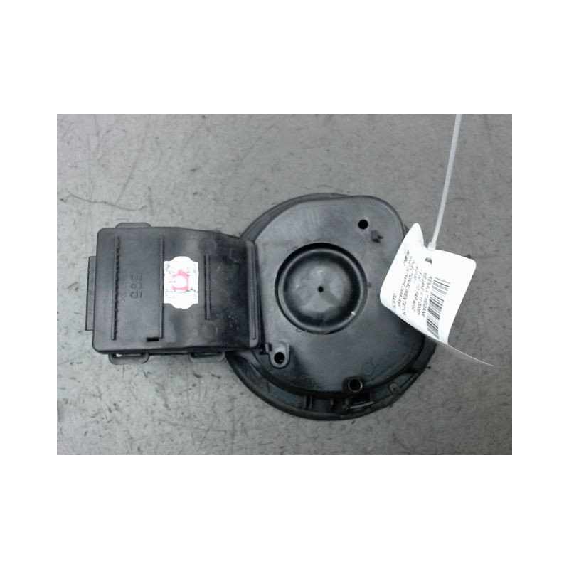 VOLET DE TRAPPE CARBURANT RENAULT MEGANE III 2008-