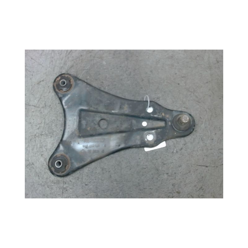 TRIANGLE INFERIEUR AVANT GAUCHE RENAULT TWIZY