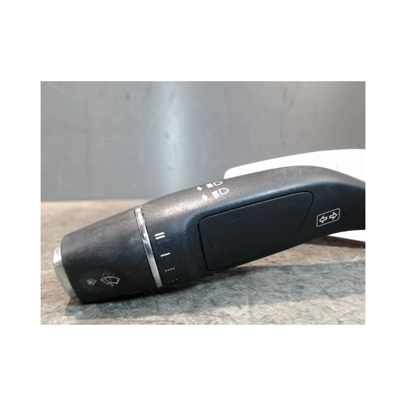 COMMANDE CLIGNOTANT MERCEDES CLASSE C 2007-