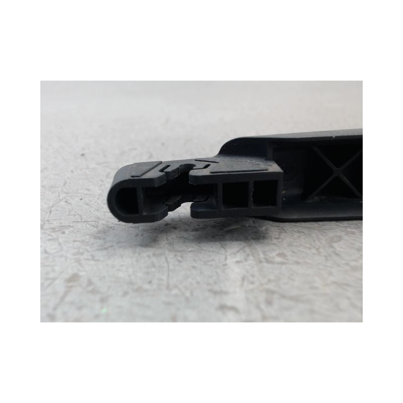 BRAS ESSUIE-GLACE ARRIERE FORD KUGA