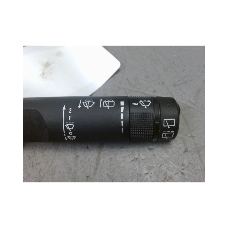 COMMANDE ESSUIE GLACE OPEL INSIGNIA