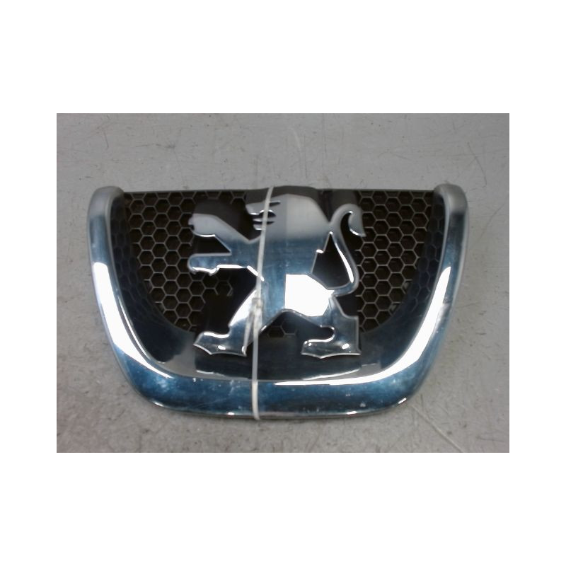 SIGLE CALANDRE PEUGEOT 207 SW