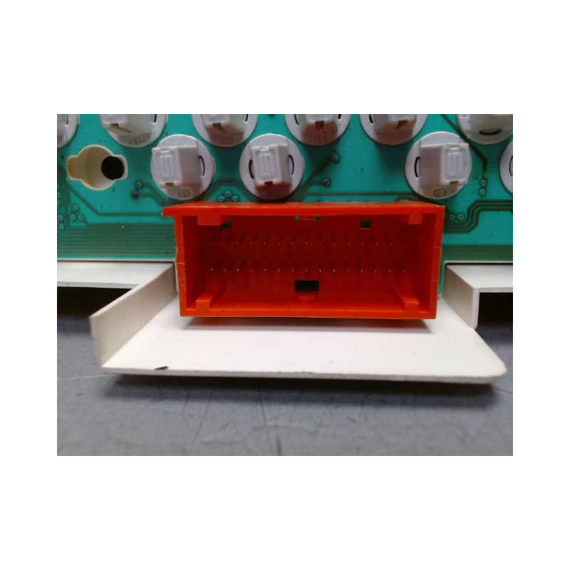 BLOC COMPTEURS RENAULT TWINGO PH.3 2000-2007