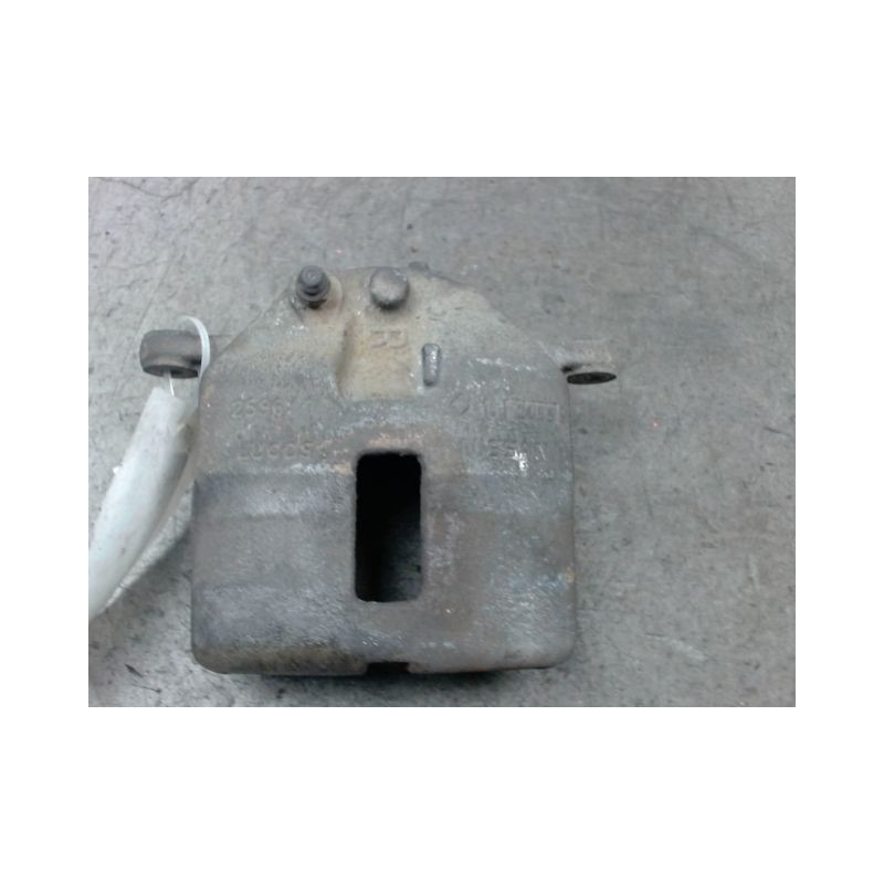 ETRIER DE FREIN AVANT DROIT NISSAN PRIMERA 2002-