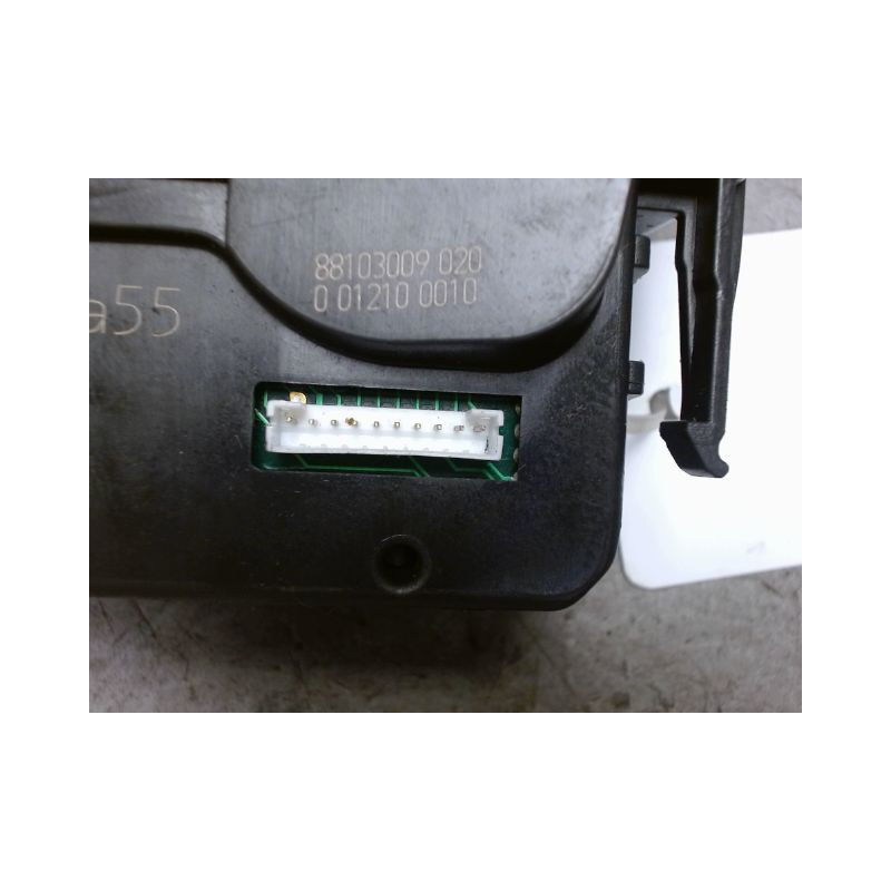 COMMANDE ESSUIE GLACE RENAULT CLIO