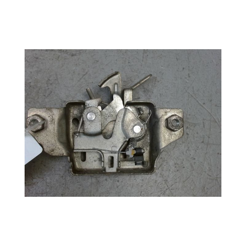 SERRURE CAPOT RENAULT CLIO