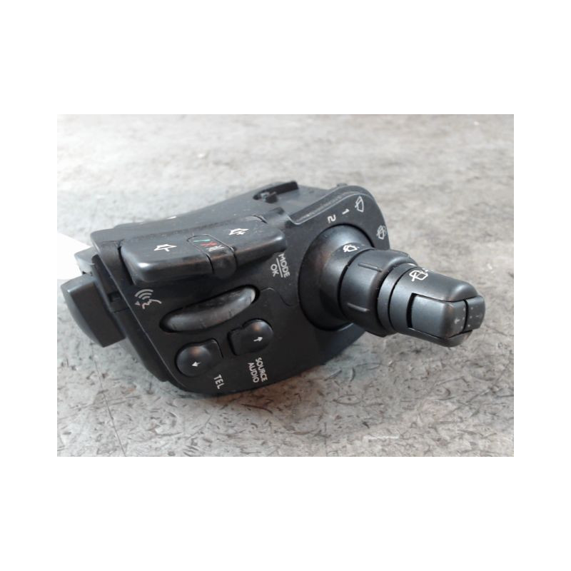 COMMANDE ESSUIE GLACE RENAULT CLIO III 2007-