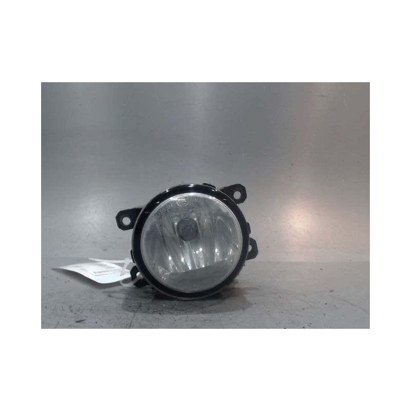 PHARE ANTIBROUILLARD AVANT GAUCHE FIAT PUNTO