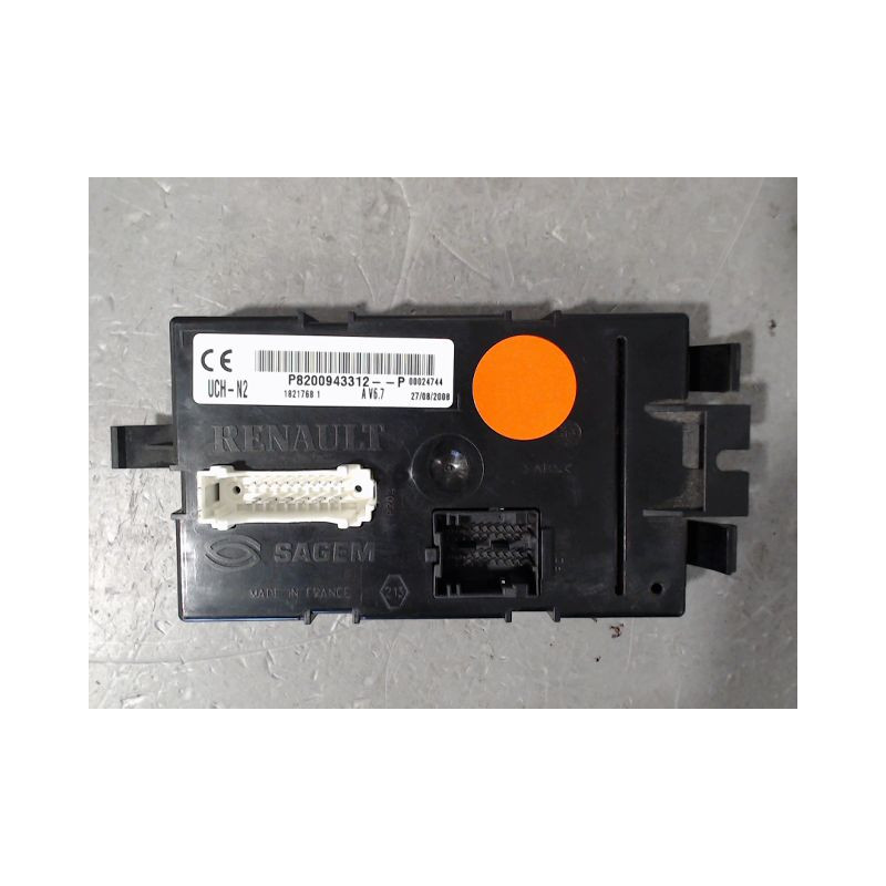 BOITIER GESTION HABITACLE RENAULT TRAFIC