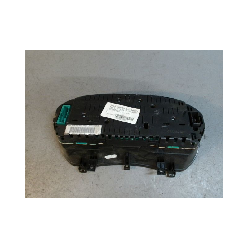 BLOC COMPTEURS VOLKSWAGEN POLO 4 PHASE 1 GASOIL