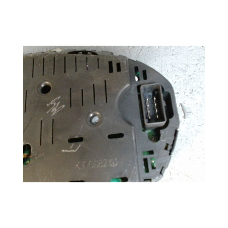 BLOC COMPTEURS VOLKSWAGEN POLO 4 PHASE 1 GASOIL