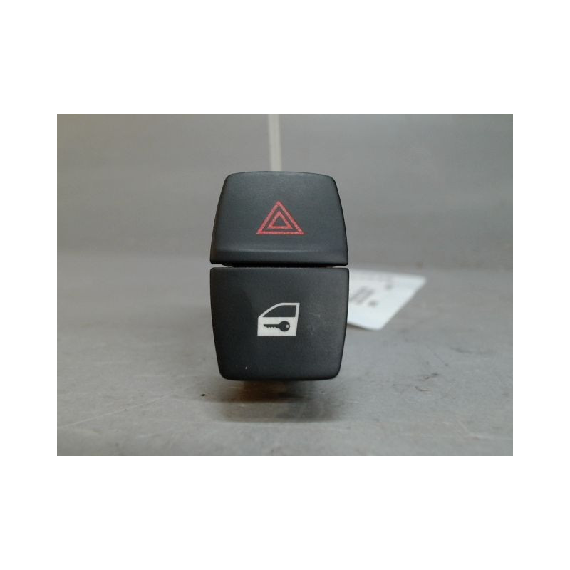 BOUTON DE WARNING B.M.W. SERIE 3