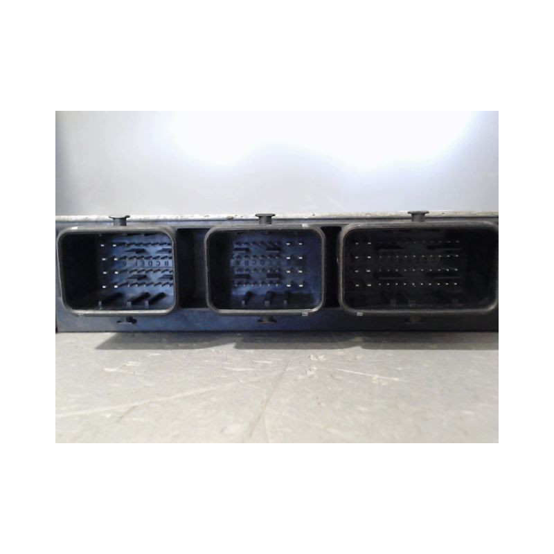 CALCULATEUR MOTEUR PEUGEOT 207