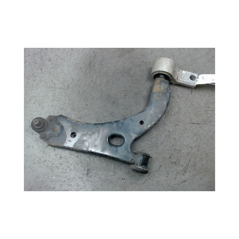 TRIANGLE INFERIEUR AVANT DROIT FORD FUSION 2005-
