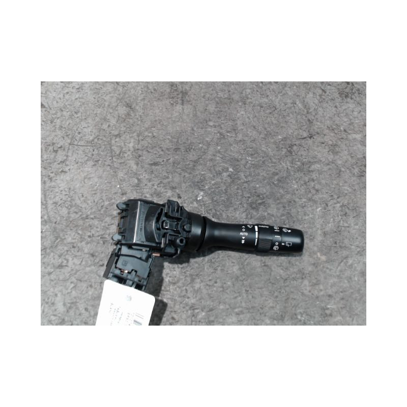 COMMANDE ESSUIE GLACE TOYOTA VERSO 2010-