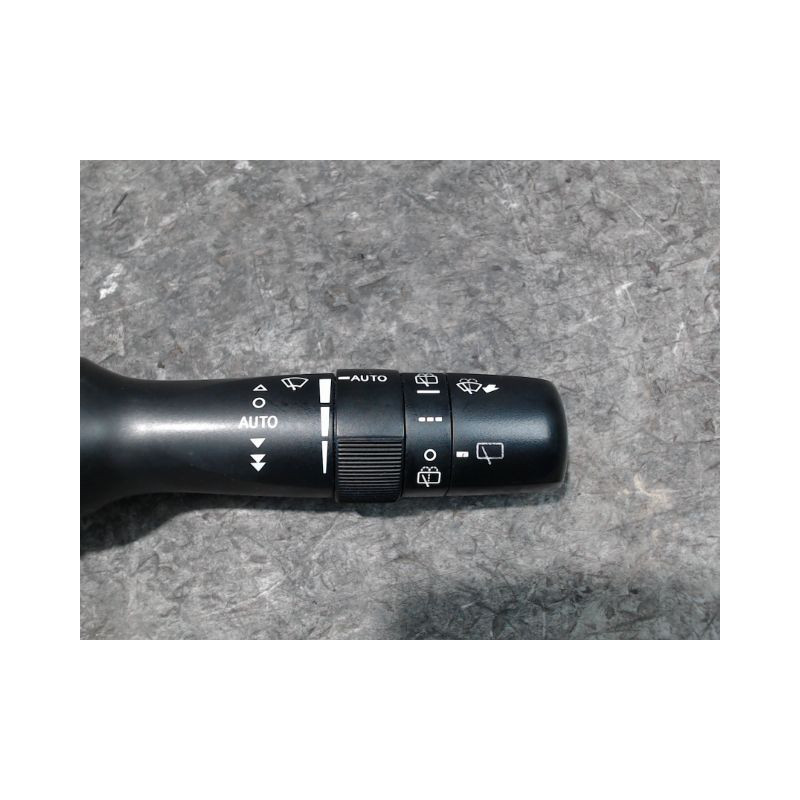 COMMANDE ESSUIE GLACE TOYOTA VERSO 2010-