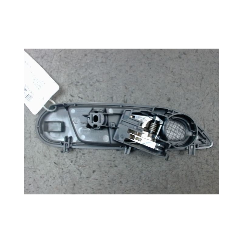 POIGNEE INTERIEURE PORTE AVANT GAUCHE FORD FIESTA