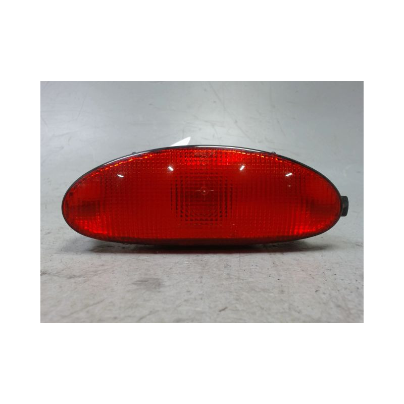 FEU BROUILLARD CENTRAL ARRIERE PEUGEOT 206 SW 02-06