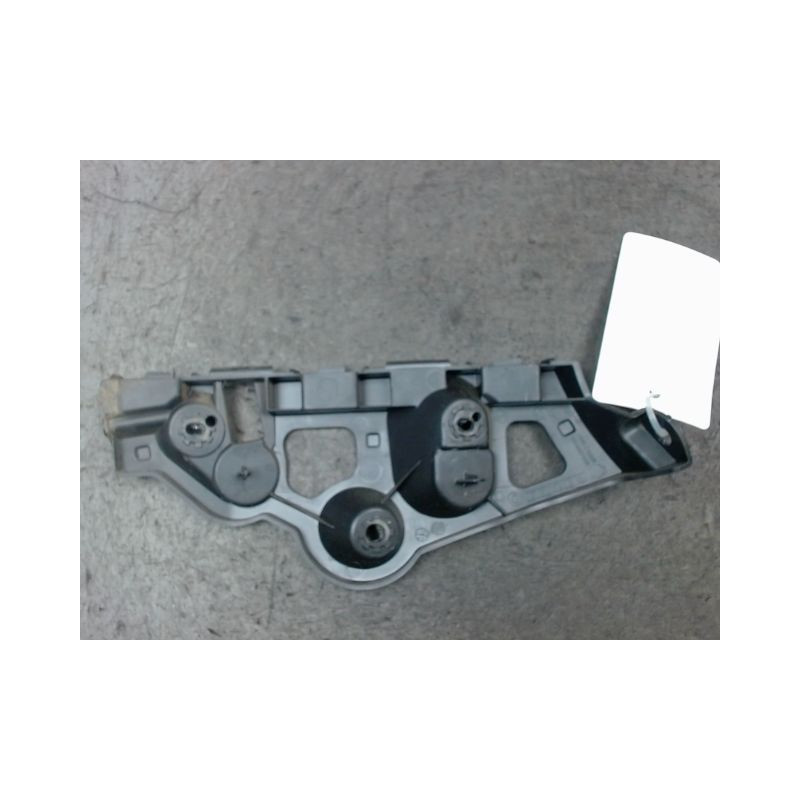 SUPPORT PARE-CHOC ARD DACIA SANDERO