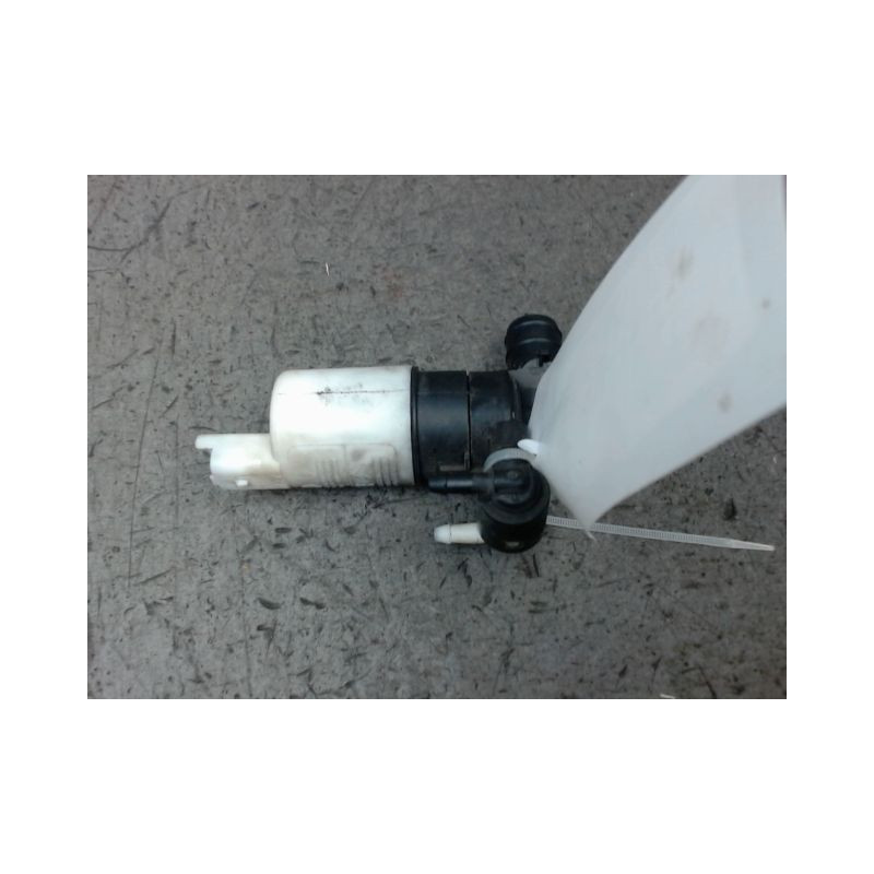 POMPE LAVE-GLACE AVANT RENAULT SCENIC II PH1 02-06